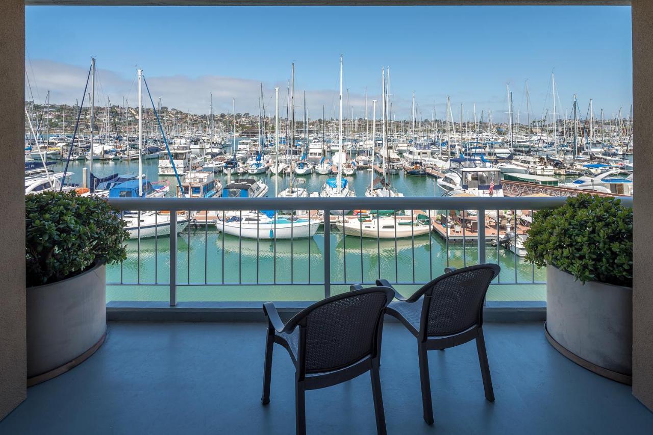 Bay Club Hotel And Marina San Diego Exteriér fotografie